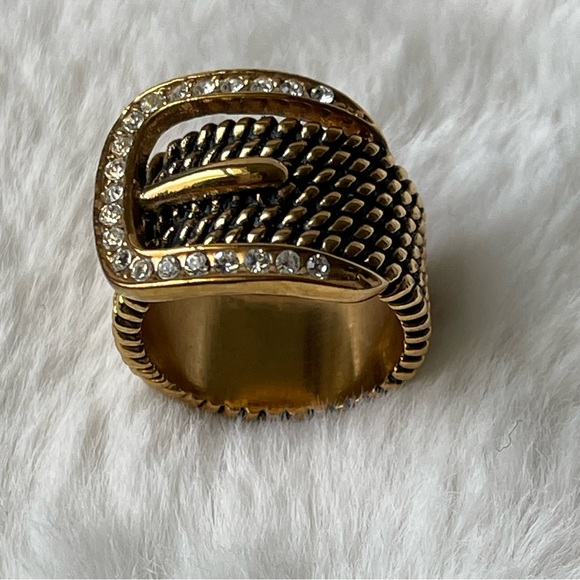 BUCKLE RING Gold Plated with Clear Stone Sz 6 - Picture 8 of 8